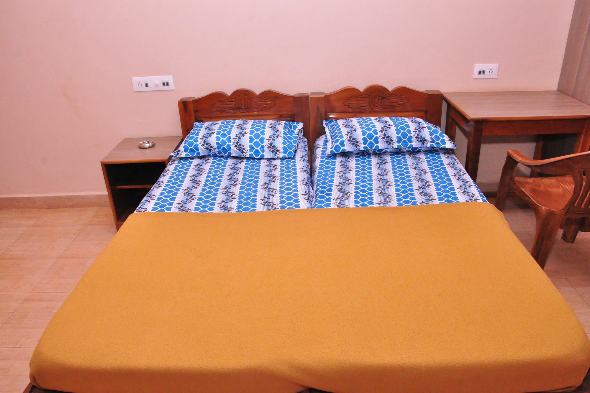Anjuna Blue Resort Екстериор снимка